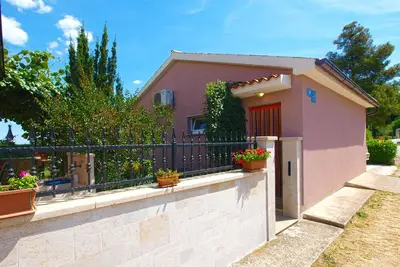 Image de House 2106/39334 (Istria - Vodnjan), 5000m from the beach