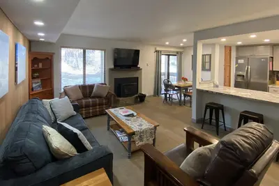 Image de Luxury Downtown Retreat with Wifi & Free Parking!