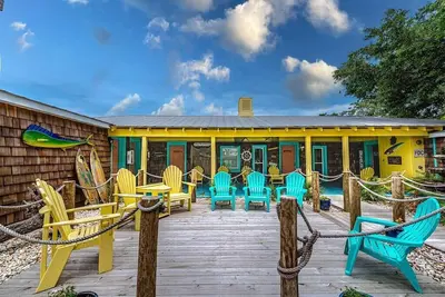 Image de Something Fishy at Island Breeze of Cb