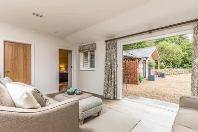 Image de Pass the Keys | Delightful 2Bed Lodge in Downland Village