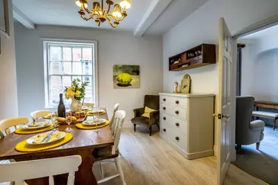 Image de Number One High Petergate -  a family break that sleeps 6 guests  in 3 bedrooms
