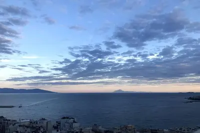 Image de The Birds Nest - Large Penthouse - great view - very close to city