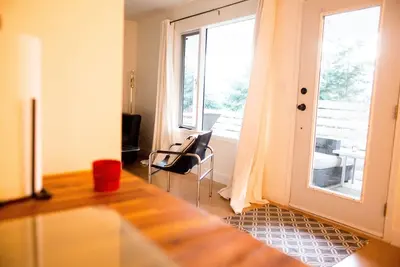 Image de Three Lakes Vacation Suite. . . Enjoy life along the “Scenic Sip”