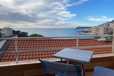Image de Magnifique studio de 31m2 avec une terrasse vue Mer aux portes de Monaco.