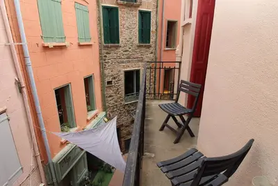 Image de Appartement T2 avec balcon au cœur de Collioure, à deux pas de la plage et des commerces