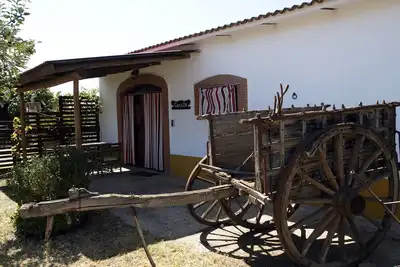 Image de Maison de vacances au milieu d'oiseau riche nature, randonnée direct.