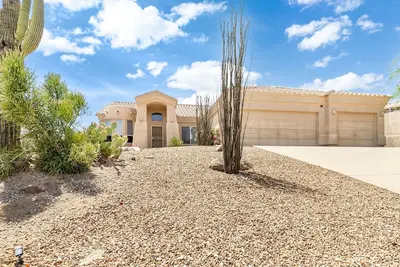 Image de Lovely Home with Pool and Mountain Views