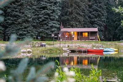 Image de Cabin at Vallecito Lake with Hot Tub!