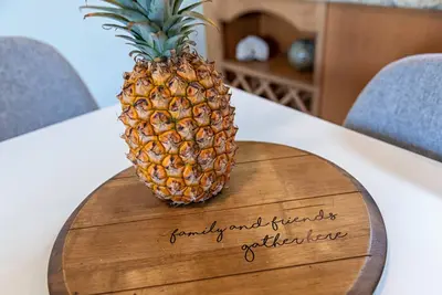 Image de Perfect location, steps to the beach.