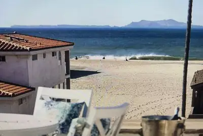 Image de Luxury Beach House in quite neighborhood
