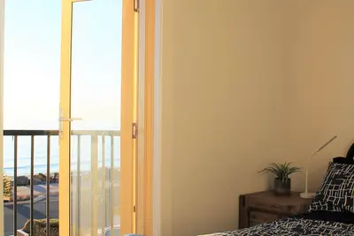Image de 2 Br beach front entire apartment 5/22