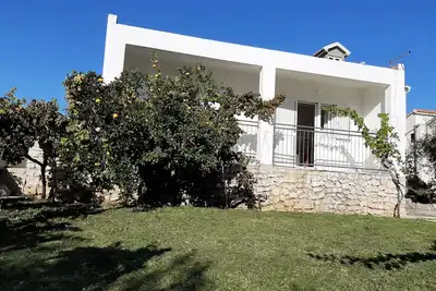 Image de Spacious apartment w balcony, big garden & grill