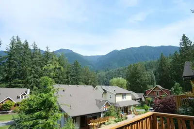 Image de Large 3 Bedroom Cottage with Resort Like Amenities