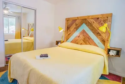 Image de Newly Reopened Jt Sunshine House ★Cozy|Comfy|Dog Friendly|3bd★