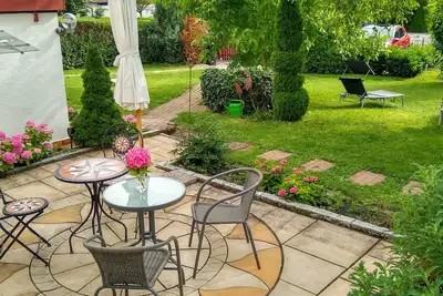 Image de Small 3-room apartment with large terrace, 150m to the lake