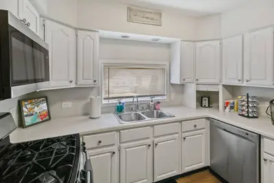 Image de Cozy 2-Story House Near Downtown Libertyville