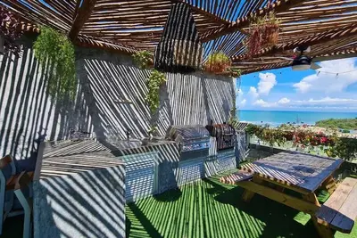 Image de **Amazing 2-level Penthouse w\/ Rooftop @ Casamar**