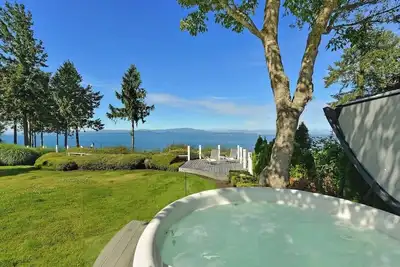 Image de White Heron Oceanfront Estate