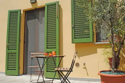 Image de \"House Nubia\": San Frediano/near Uffizi/with free private parking lot/No Ztl
