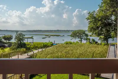 Image de Just Another Day in Paradise | Small Kayak Dock