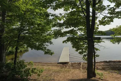 Image de Waterfront sandy beach access