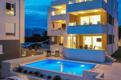 Image de Two-bedroom apartment with Terrace and pool
