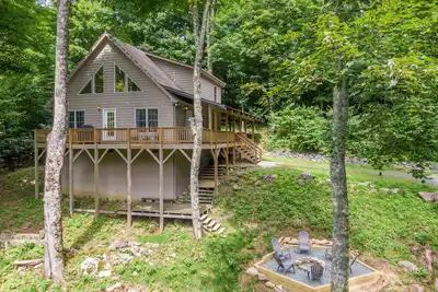 Image de Gone Ski'Inn  - Pet Friendly! Minutes to ski slopes, golf course, tennis, shopping, and more!