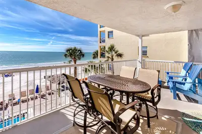 Image de Luxurious 2br/Ba Beachfront Condo. Seaview