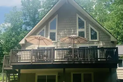 Image de Tranquil Vt River House
