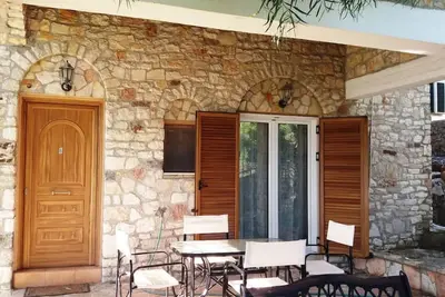 Image de Traditional stonehouse