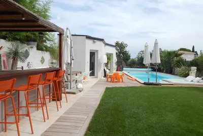 Image de Ravissante villa avec piscine près de la plage