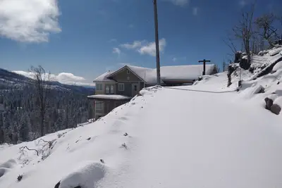 Image de Vacances Yosemite | Magnifique vue sur la montagne! | Jacuzzi! | Conviviale et familiale!