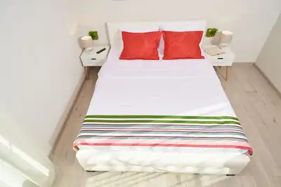 Image de Apt 2 Camere Lux Zona Lunei\/Complex - 5 Min Centru
