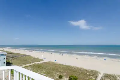 Image de Eh bien nommé condo en bord de mer w / toit terrasse et vue sur l'océan couvrant