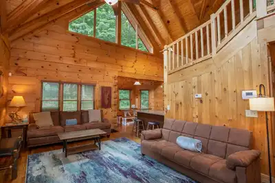 Image de Private Cabin with Hot Tub & Large Yard