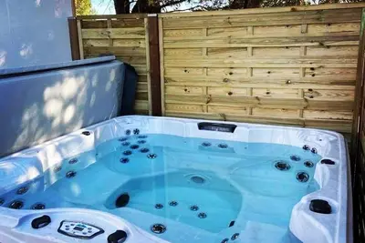 Image de Gîte tout confort jacuzzi privé