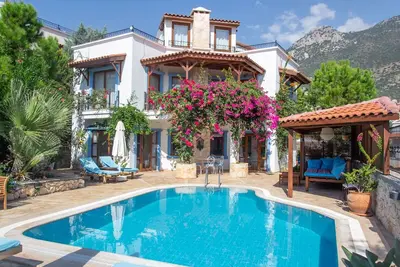 Image de Charming and Spacious Villa Kismet - secluded central location, private pool