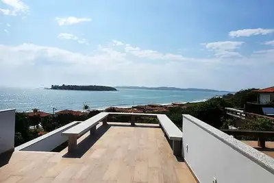 Image de Casa com piscina e churrasqueira em Búzios/Rj