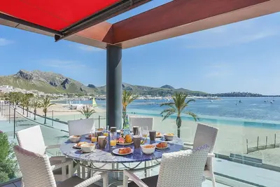 Image de Ático Londres Izquierda a Modern 2º floor Penthouse Beachfront in Puerto Pollensa