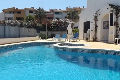 Image de Villa Solsim- Close to shops, beach and night life areas.