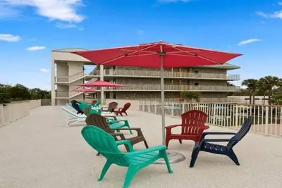 Image de Weekend Getaway Room with 2 Dbl Beds & Tennis Court