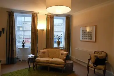 Image de Montrose Apartment - an apartment that sleeps 3 guests in 2 bedrooms