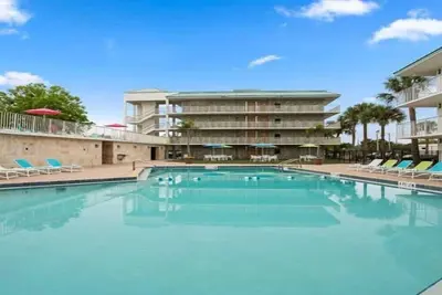 Image de Private Room w 2 Dbl Beds a short Ride to Celebration Golf Club