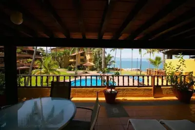 Image de Los Tules Impeccable 1br Condo with Garden for Secluded Getaway