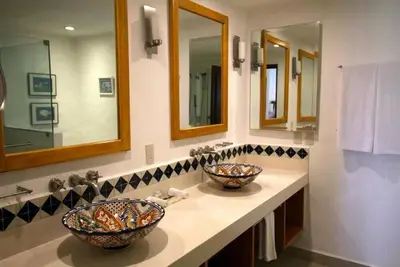 Image de Stylish 1br Condo with Outdoor Pool in Park Royal Los Tules
