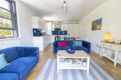 Image de Oystercatcher Court - Stunning Coastal Location