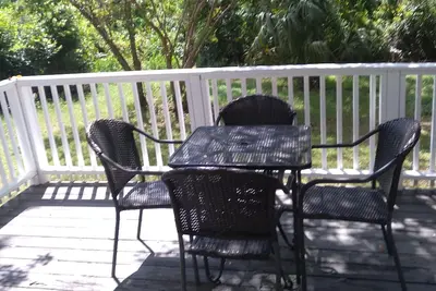 Image de New Azalea Cottage near everything!