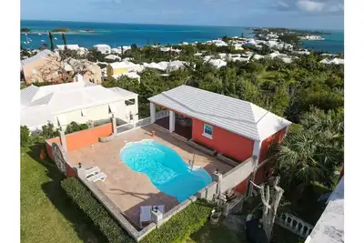 Image de “Long Bay” Studio Overlooking Bermuda