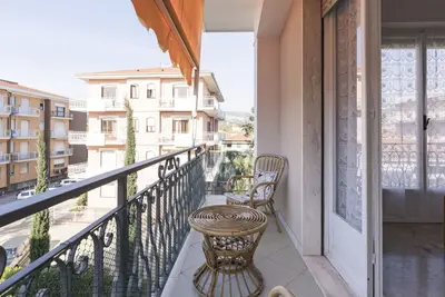 Image de Bel appartement pour 6 personnes avec Wifi, Tv, patio et parking