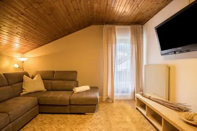 Image de Appartement « Hofer Silena » avec vue sur la montagne, Wi-Fi, balcon et jardin